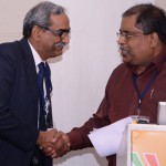 Dr Shivakumar Iyer (lieft), Presdient, ISCCM, with Dr Nagesh Simha, President, IAPC